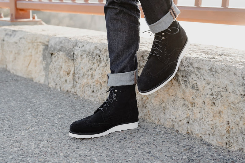 The Elm Boot in Midnight
